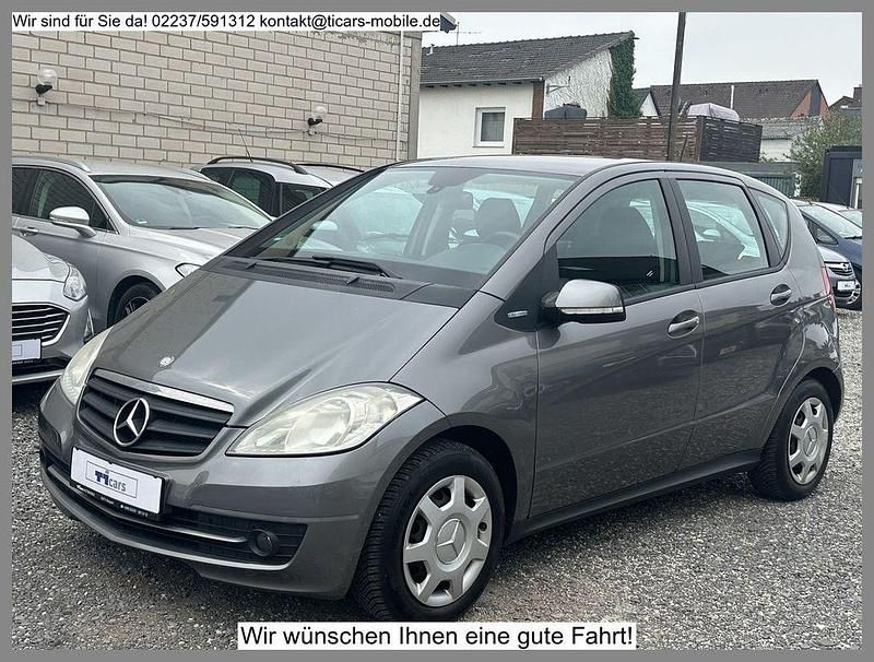 Gebraucht Mercedes A160 95 PS (69 kW) 2010 Mountaingrau  met. (metallic) Limousine
