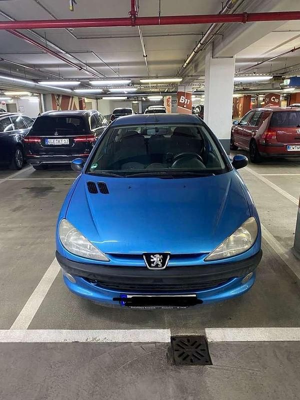 Blau Gebraucht 2002 Peugeot 206 Filou Limousine | 1.800 € (Fairer Preis) - Bild 1/3