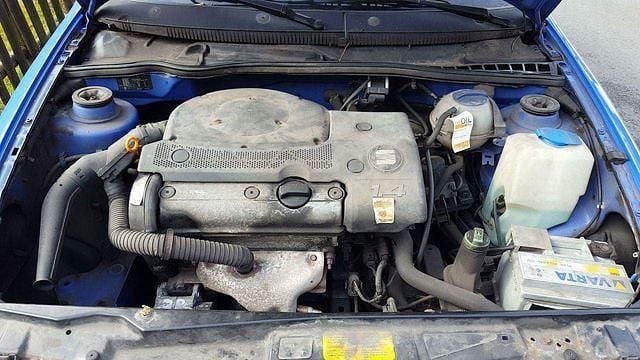 Gebraucht Seat Cordoba 102 PS (75 kW) 1998 Andere farbe Limousine