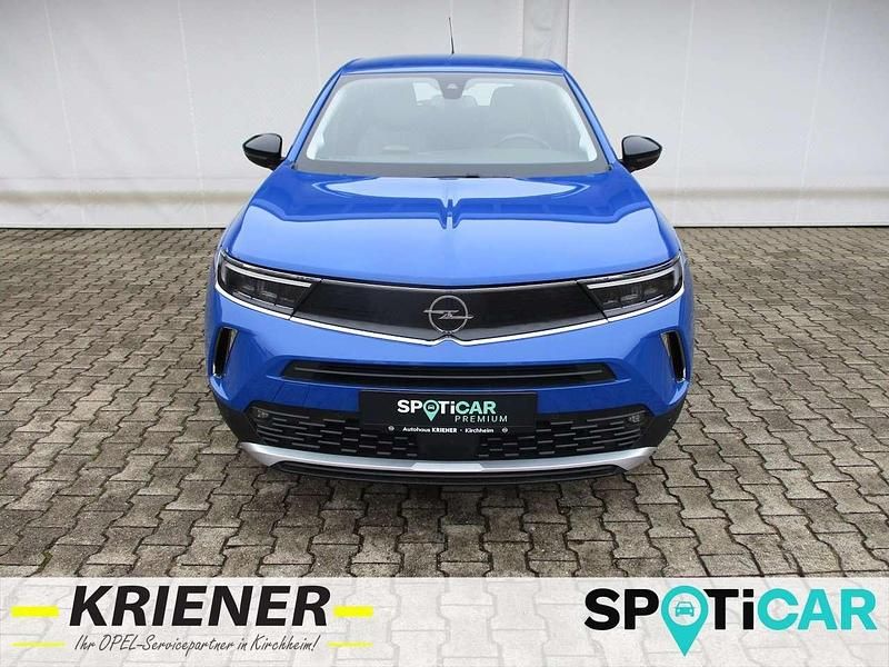 Perl blau/voltaik blau Gebraucht 2021 Opel Mokka Elegance SUV | 17.999 € (Fairer Preis) - Bild 1/4