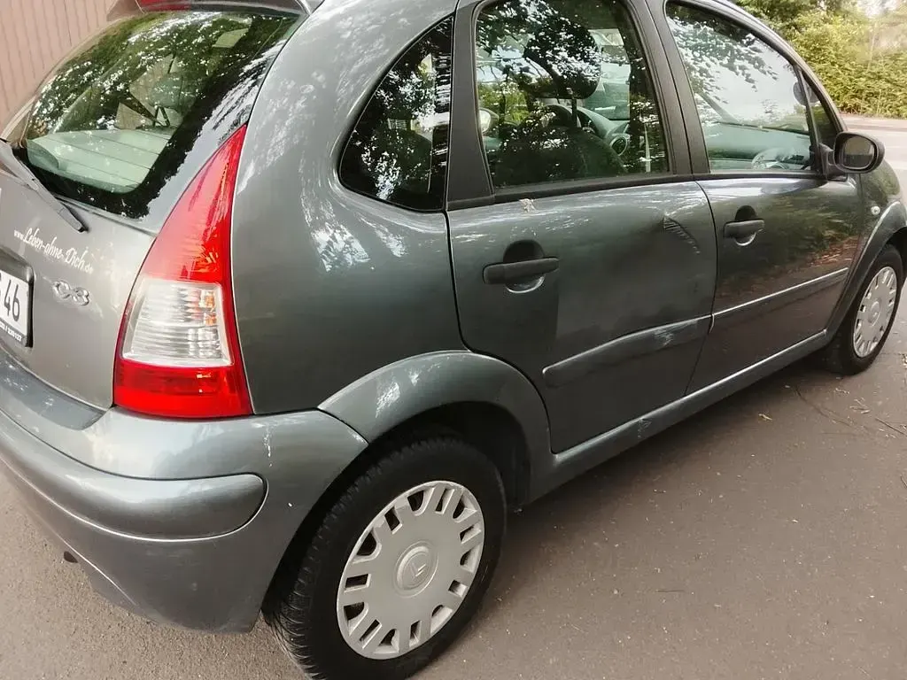 Gebraucht Citroën C3 Advance 60 PS (44 kW) 2009 Grau Limousine