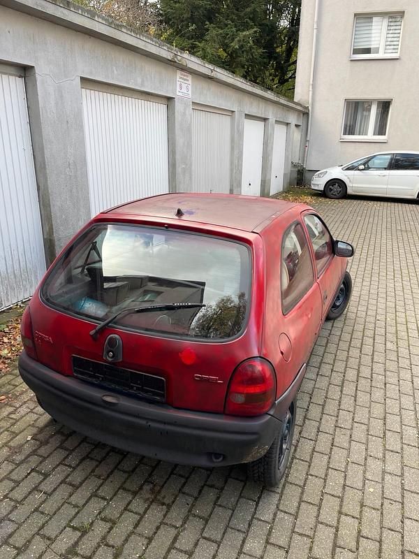 Rot Gebraucht 1996 Opel Corsa Kleinwagen | 550 € (Superpreis) - Bild 1/4