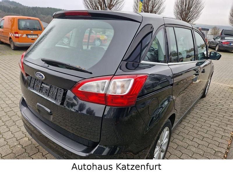 Gebraucht Ford Grand C-Max Titanium 120 PS (88 kW) 2018 Schwarz Van / Kleinbus