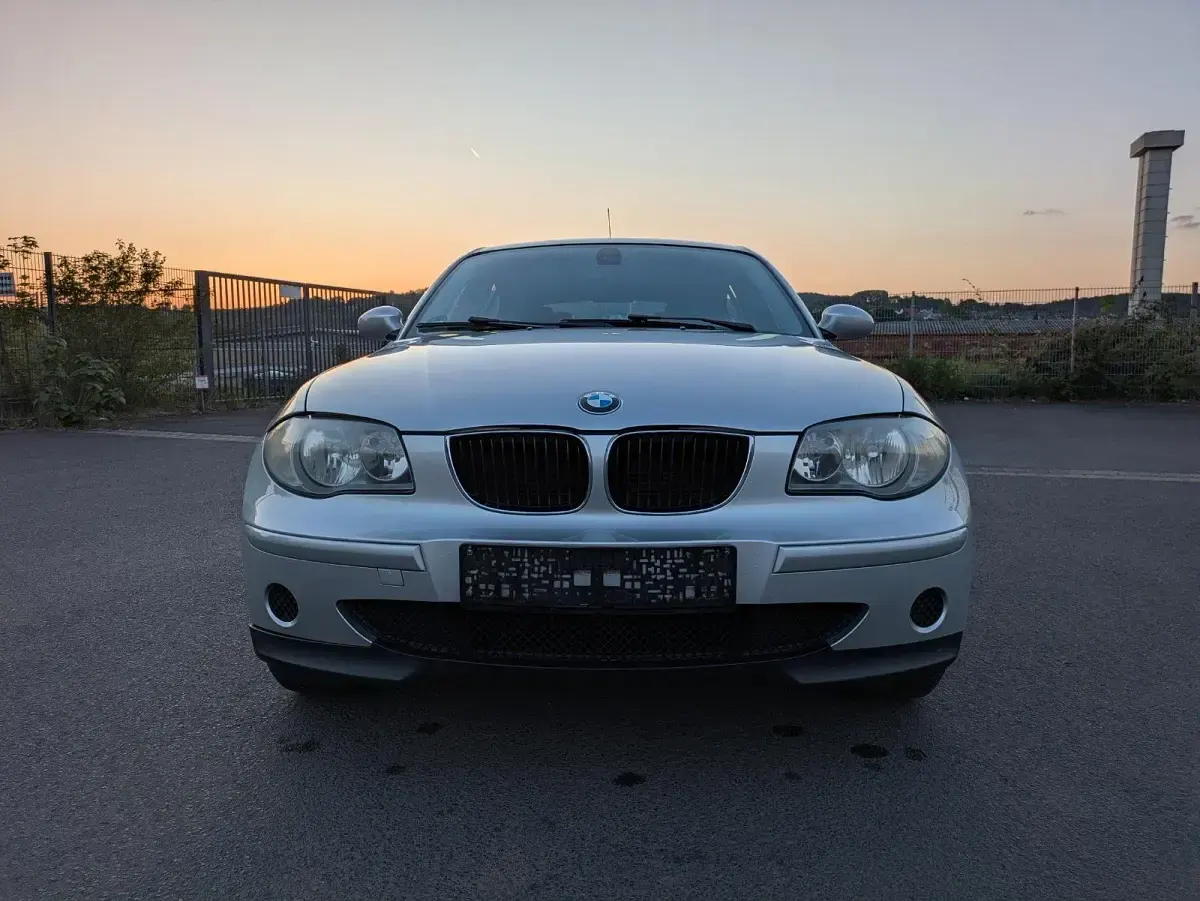 Gebraucht BMW 116 116 PS (85 kW) 2005 Silber Kleinwagen
