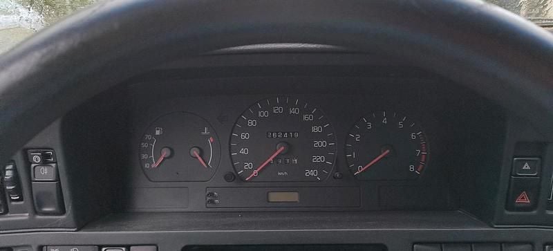 Gebraucht Volvo 850 144 PS (105 kW) 1995 Rot Kombi