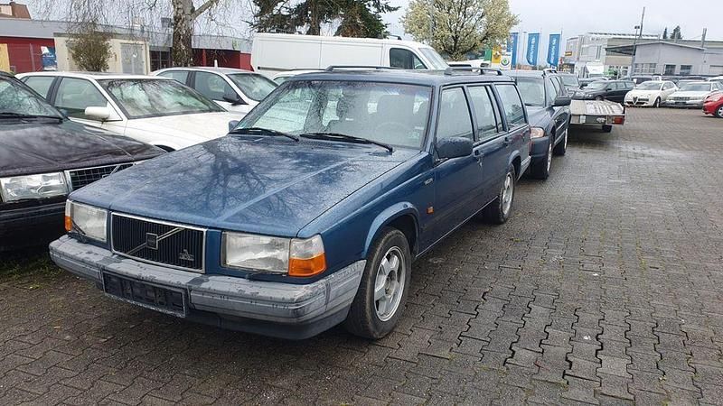 Blau Gebraucht 1989 Volvo 745 Kombi | 6.699 € - Bild 1/1