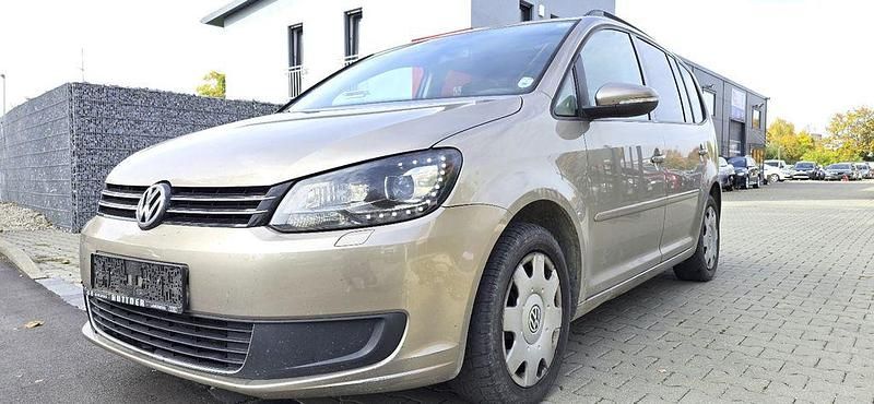 Gebraucht VW Touran Comfortline 140 PS (102 kW) 2012 Van / Kleinbus