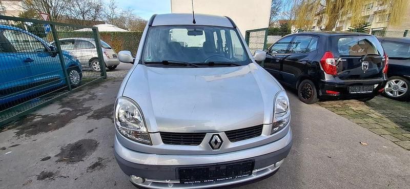 Brugt Renault Kangoo Privilege 95 HK (69 kW) 2004 Sølv MPV