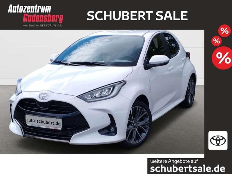 Schneeweiß Gebraucht 2024 Toyota Yaris Hybrid Style Kleinwagen | 26.480 € (Fairer Preis) - Bild 1/4