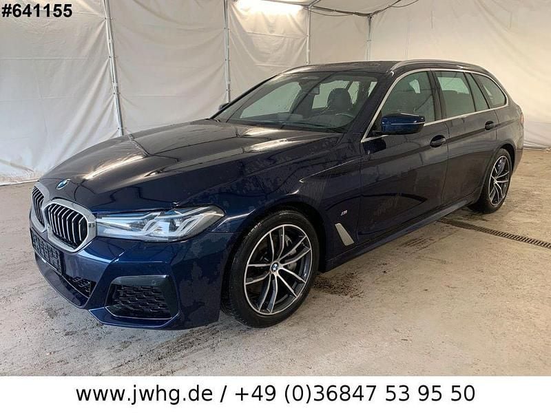 Blau Gebraucht 2022 BMW 530 M Sport Limousine | 36.990 € (Fairer Preis) - Bild 1/4