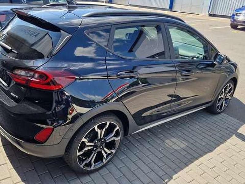 Gebraucht Ford Fiesta Active X 125 PS (91 kW) 2022 Schwarz Kleinwagen