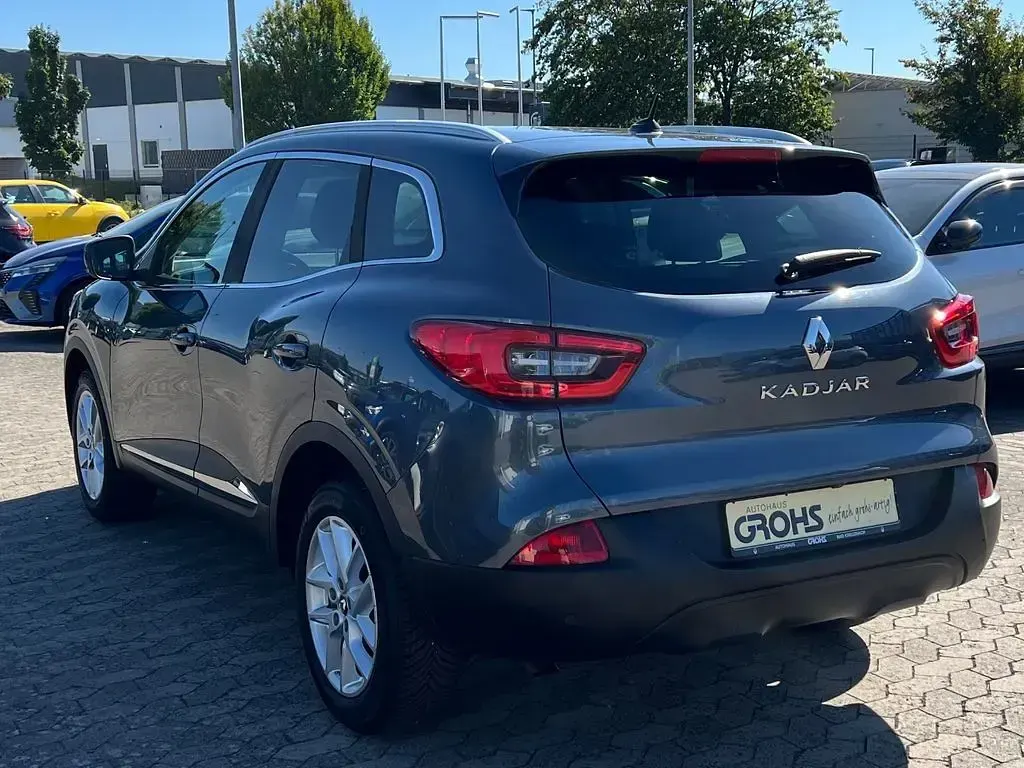Gebraucht Renault Kadjar LIMITED 140 PS (102 kW) 2018 Grau SUV