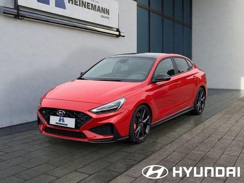 Engine red / sol Gebraucht 2022 Hyundai i30 N Performance Limousine | 33.450 € (Teuer) - Bild 1/4