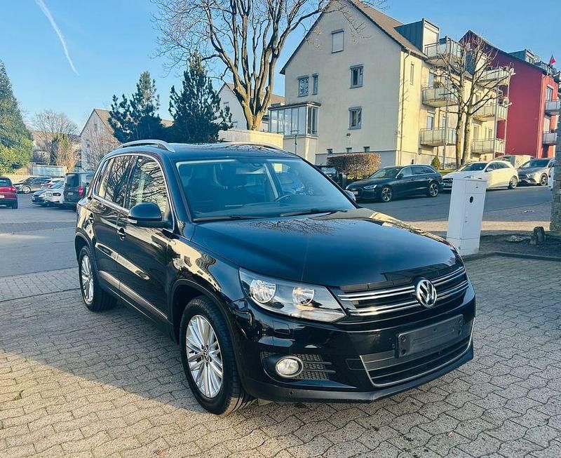 Schwarz Gebraucht 2014 VW Tiguan Sportline SUV | 11.900 € (Fairer Preis) - Bild 1/4