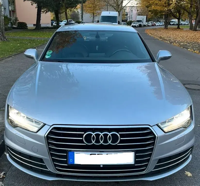 Second-hand Audi A7 S-Line 235 CP (172 kW) 2017 Gri Hatchback