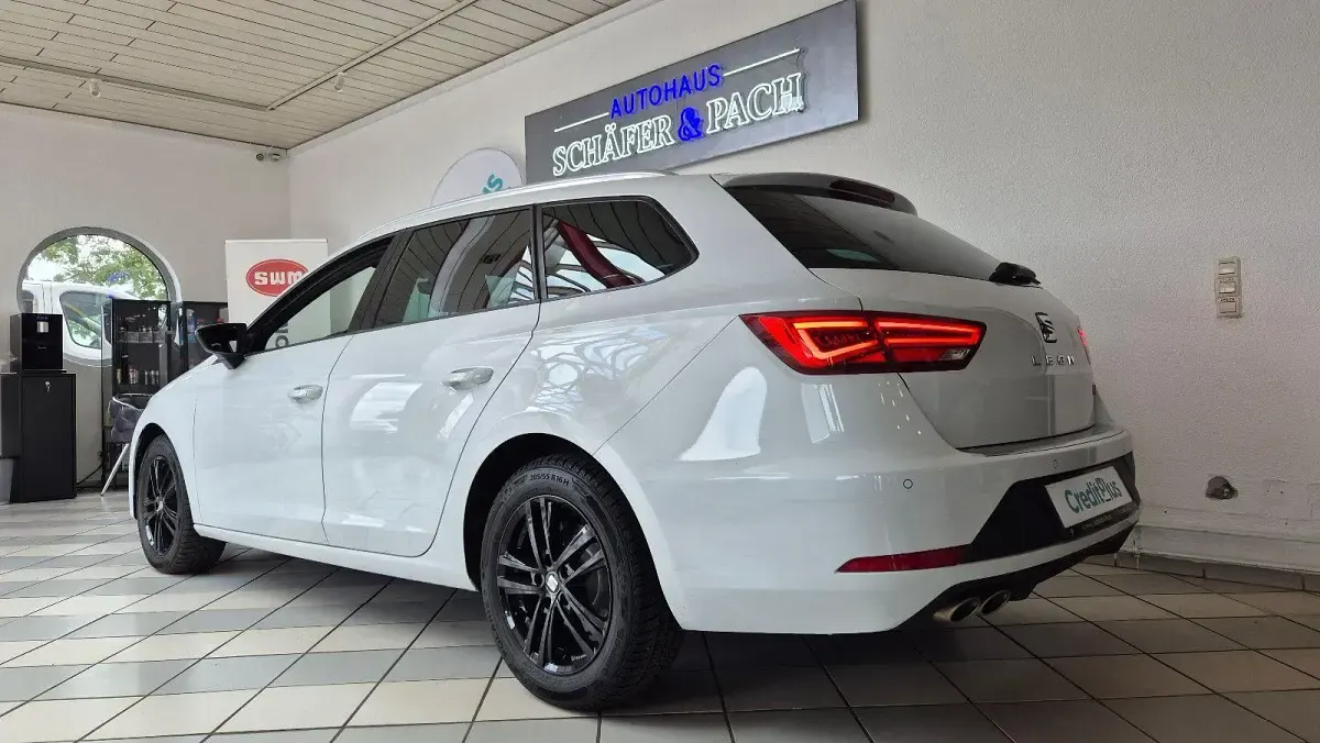 Gebraucht Seat Leon ST FR 131 PS (96 kW) 2018 Weiß Kombi