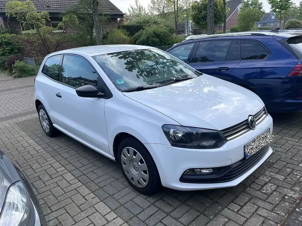Second-hand VW Polo 60 CP (44 kW) 2014 Alb Berlinǎ