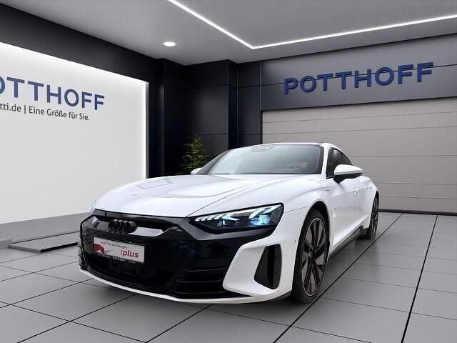 Weiss Gebraucht 2022 Audi e-tron GT quattro Sport Limousine | 60.750 € (Fairer Preis) - Bild 1/4