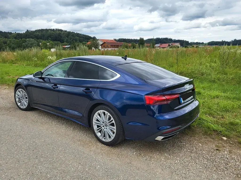 Gebraucht Audi A5 Sportback 204 PS (150 kW) 2023 Blau Kleinwagen