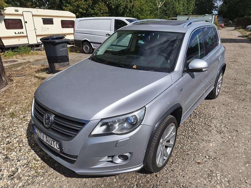 Silber Gebraucht 2009 VW Tiguan Sportline SUV | 9.970 € (Teuer) - Bild 1/4
