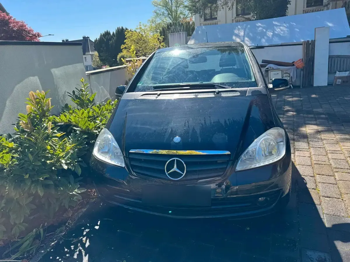 Gebraucht Mercedes A150 95 PS (69 kW) 2009 Schwarz Kleinwagen