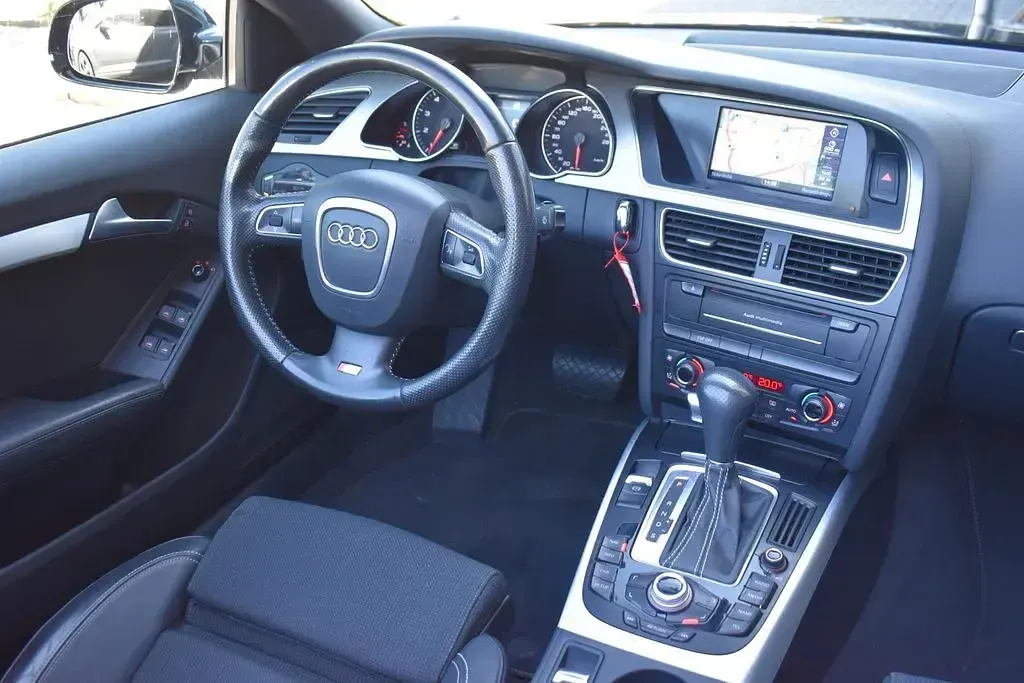 Gebraucht Audi A5 Cabriolet S-Line 179 PS (131 kW) 2010 Schwarz Cabrio