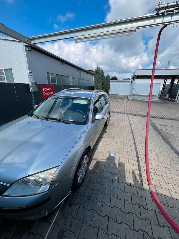 Silber Gebraucht 2006 Ford Mondeo Ghia Kombi | 650 € (Superpreis) - Bild 1/4
