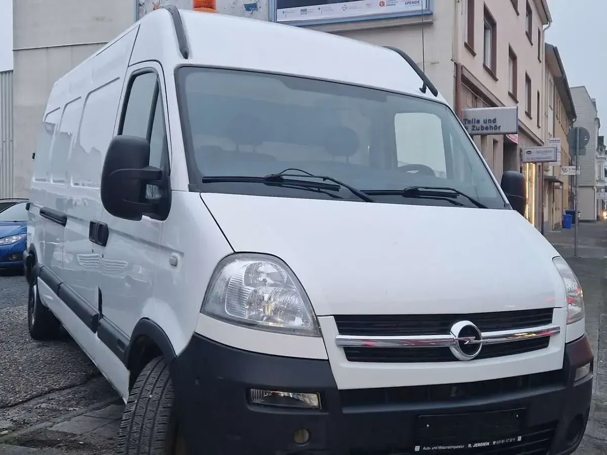 Gebraucht Opel Movano 114 PS (83 kW) 2005 Weiß Van