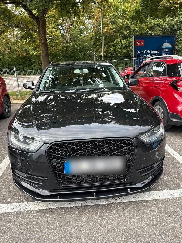 Schwarz Gebraucht 2013 Audi A4 Kombi | 8.500 € (Fairer Preis) - Bild 1/4