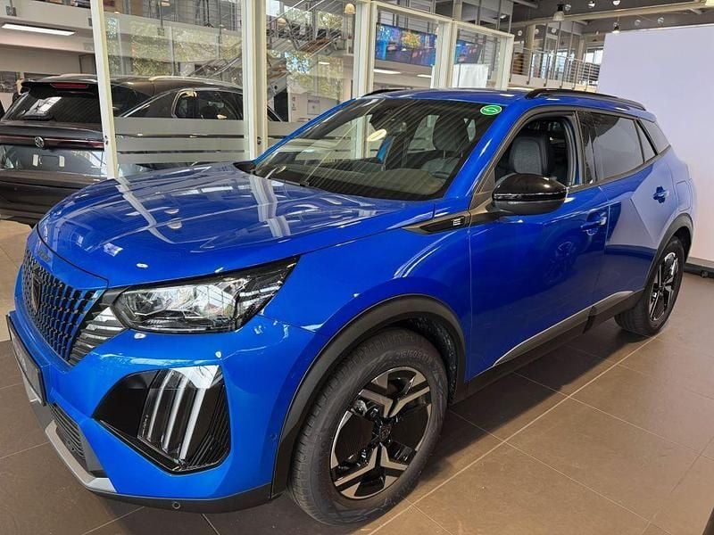 Gebraucht Peugeot e-2008 Allure 114 kW (156 PS) 2024 Blau SUV