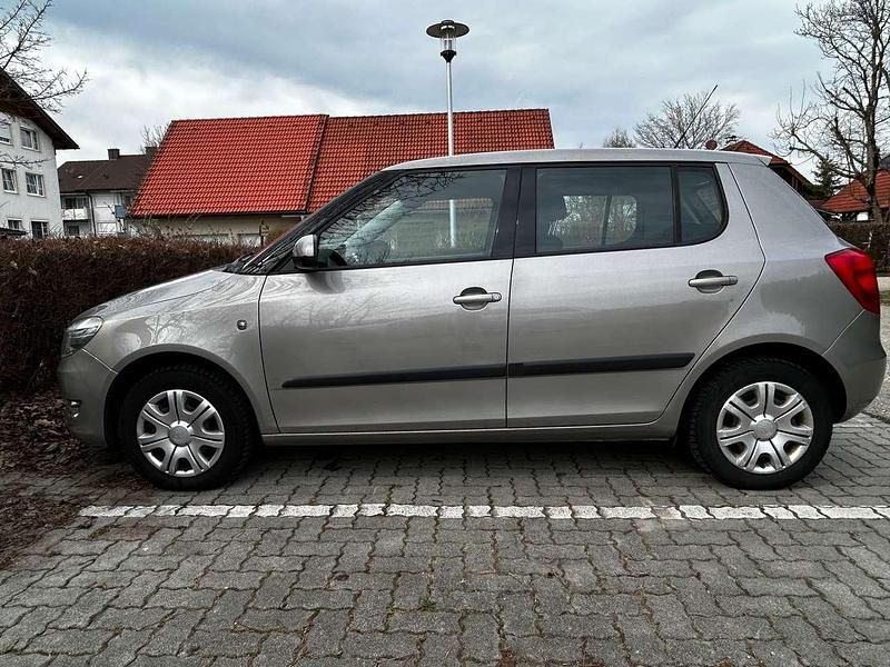 Gebraucht Skoda Fabia 75 PS (55 kW) 2010 Silber Kombi