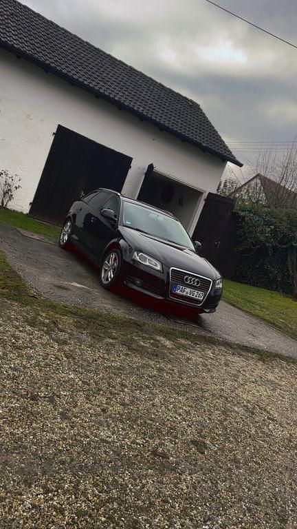 Gebraucht Audi A3 Attraction 125 PS (91 kW) 2010 Schwarz Kleinwagen