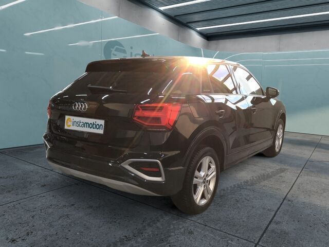 Gebraucht Audi Q2 Advanced Plus 150 PS (110 kW) 2023 Schwarz SUV
