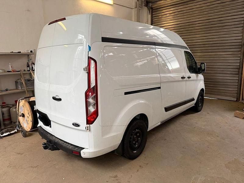 Gebraucht Ford Transit Custom 131 PS (96 kW) 2021 Weiß Van / Kleinbus