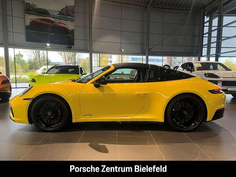 Gebraucht Porsche 992 480 PS (353 kW) 2023 Gelb Coupé