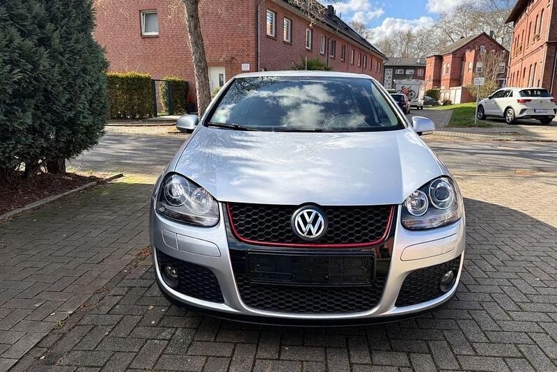 Gebraucht VW Golf V GTI 200 PS (147 kW) 2008 Silber Limousine