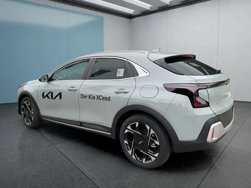 Gebraucht Kia XCeed Spirit 179 PS (131 kW) 2026 Grau SUV