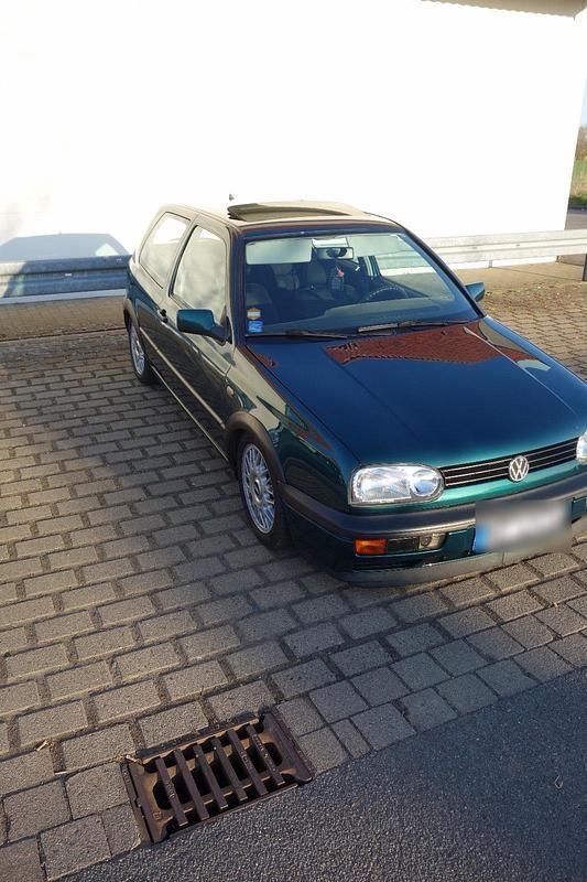 Gebraucht VW Golf III 75 PS (55 kW) 1995 Grün Kleinwagen