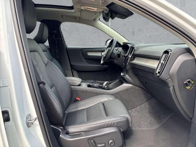 Gebraucht Volvo XC40 Plus 197 PS (144 kW) 2025 Weiss SUV