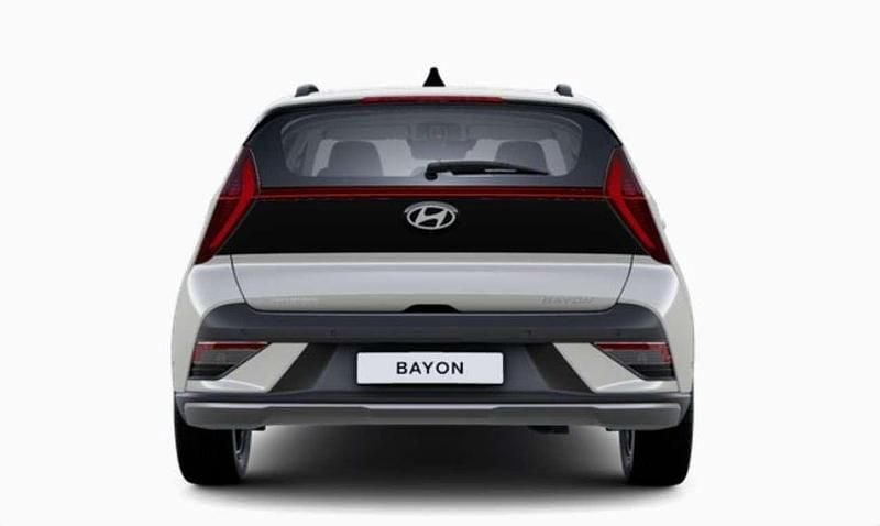 Neu Hyundai Bayon Trend 101 PS (74 kW) 2025 Lumen grey / mic SUV
