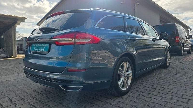 Gebraucht Ford Mondeo Titanium 190 PS (139 kW) 2019 Blau Limousine