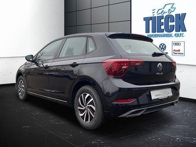 Gebraucht VW Polo Life 95 PS (69 kW) 2022 Schwarz metallic Limousine