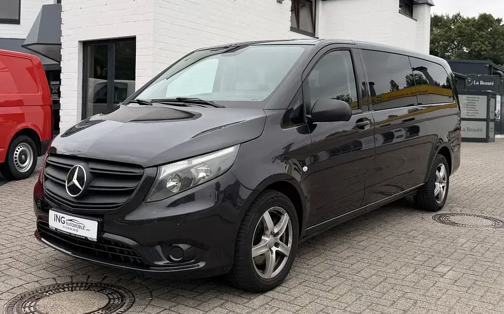 Gebraucht Mercedes Vito 163 PS (119 kW) 2022 Grau Van
