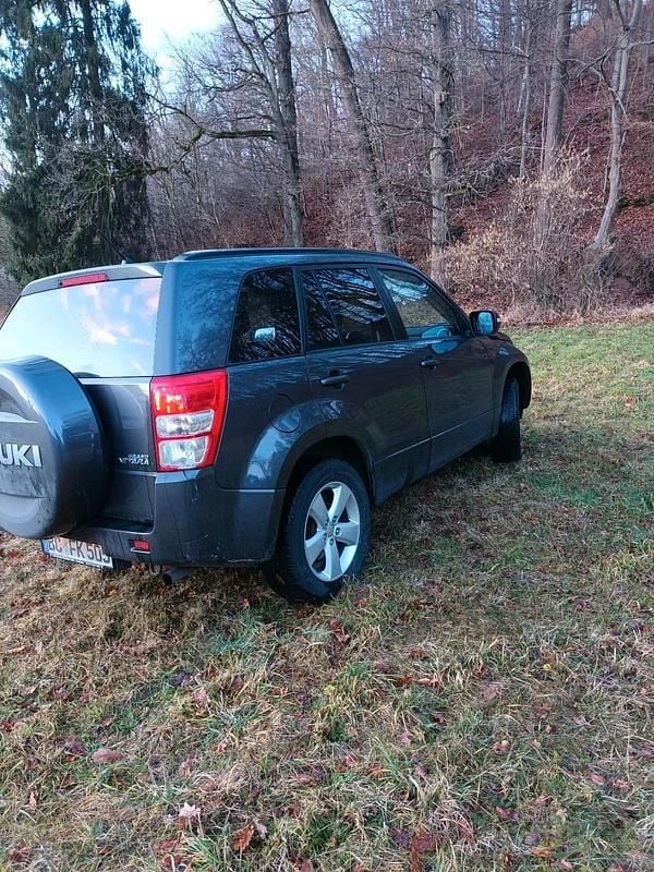 Gebraucht Suzuki Grand Vitara 169 PS (124 kW) 2012 Andere farben SUV
