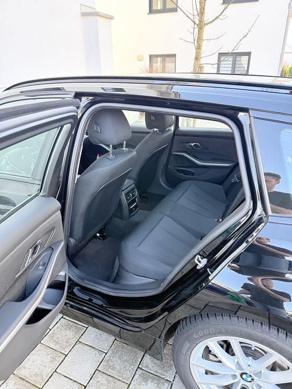 Gebraucht BMW 320 Shadowline 184 PS (135 kW) 2023 Schwarz Kombi