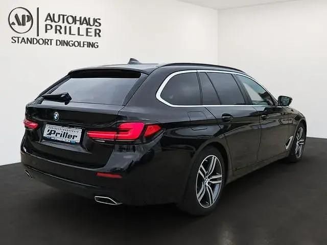 Gebraucht BMW 530 Performance 252 PS (185 kW) 2021 Schwarz Kombi