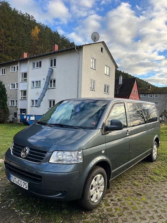 Gebraucht VW T5 131 PS (96 kW) 2007 Grau Van