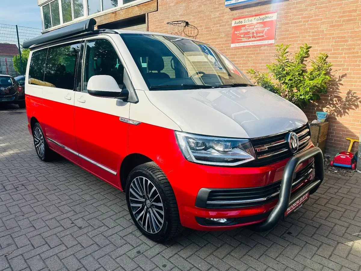 Gebraucht VW Multivan Generation Six 199 PS (146 kW) 2019 Rot Van / Kleinbus