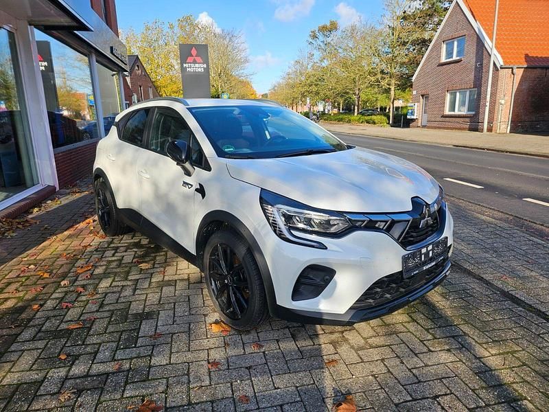 Himalaya weiss Gebraucht 2024 Mitsubishi ASX Plus SUV | 22.950 € (Superpreis) - Bild 1/4