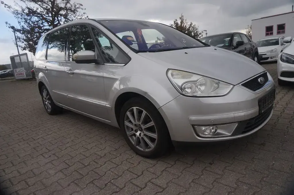 Gebraucht Ford Galaxy Ghia 175 PS (128 kW) 2009 Silber Van / Kleinbus